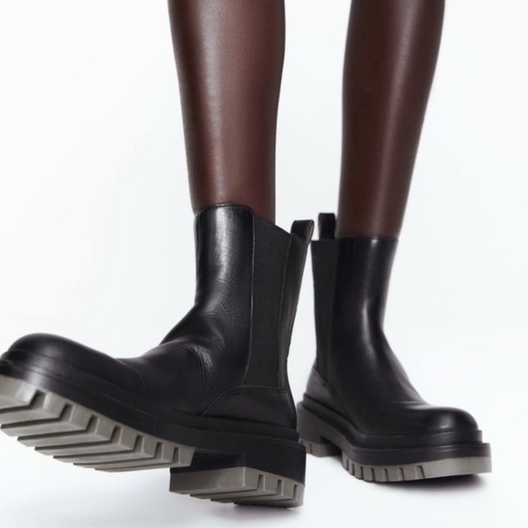 Zara Lug Sole Low Heel Leather Ankle Boots (EU 36/black) - Picture 5 of 5